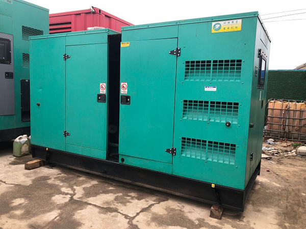 渝北怎样合理控制磷酸铁锂蓄电池的充放电倍率以延长其使用寿命？