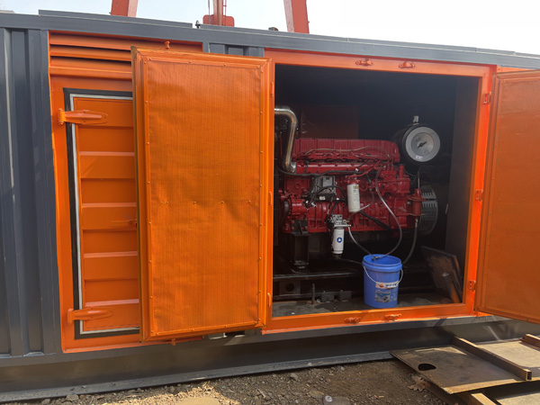 渝北柴油发电机组在高温环境下运行时需要注意哪些问题？